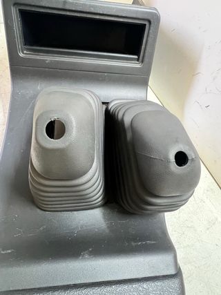 Consola Central Mitsubishi L200