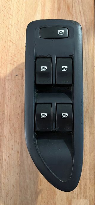 Recambios Renault Laguna 2 (2006)