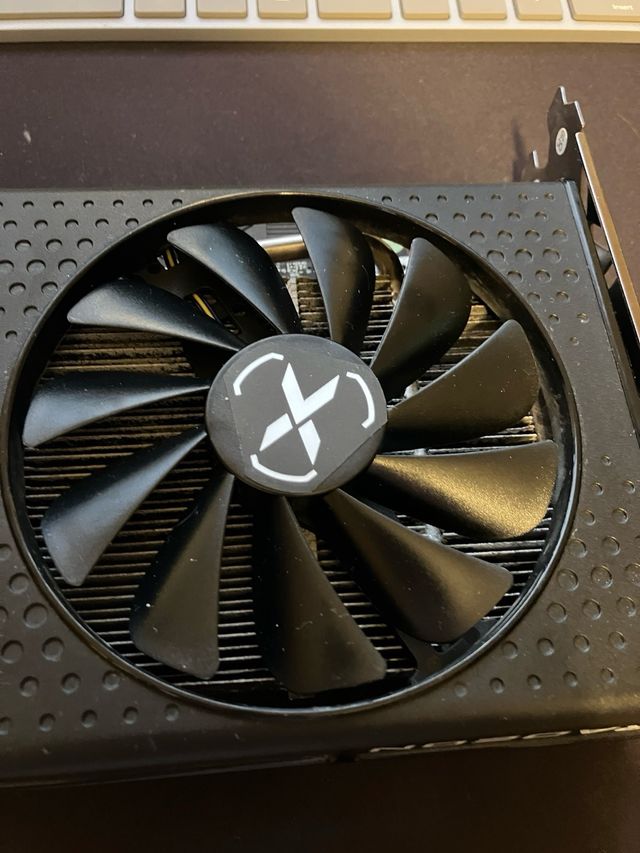 XFX Speedster SWFT 210 RX 6600