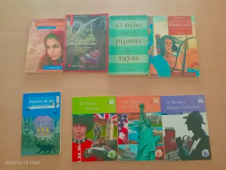 Libros de lectura de secundaria, que cuesta 8€ c/u