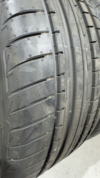 Neumáticos Goodyear 275/40/18 99Y Nuevos