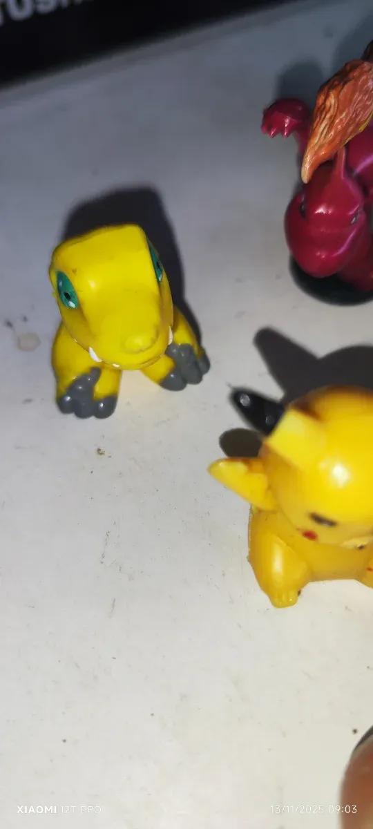 Figuras Pokémon Copia Época