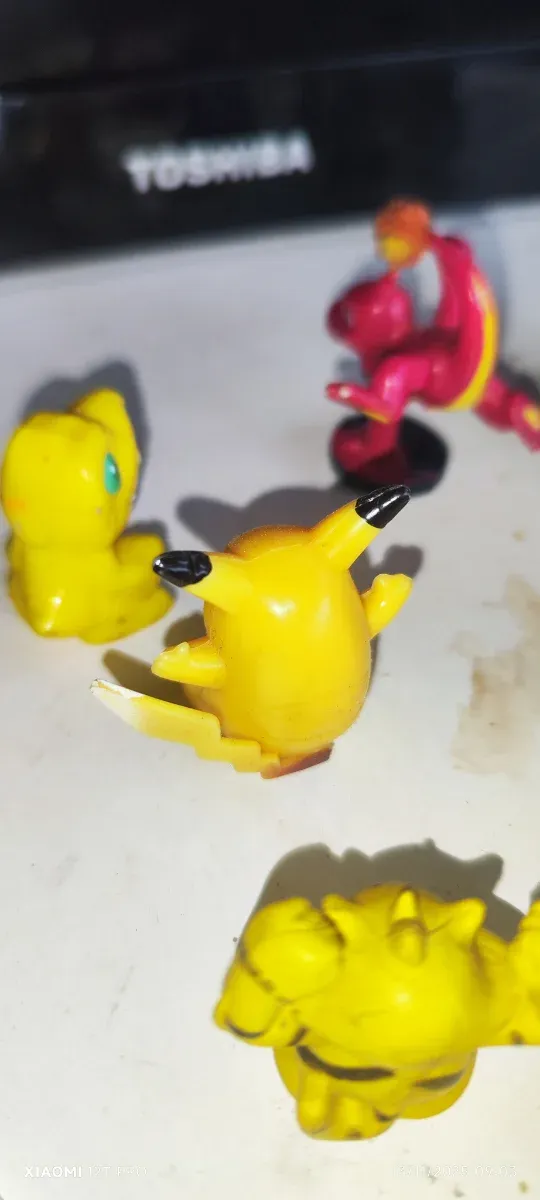Figuras Pokémon Copia Época