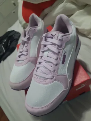 Zapatillas Puma Rosa y Morado