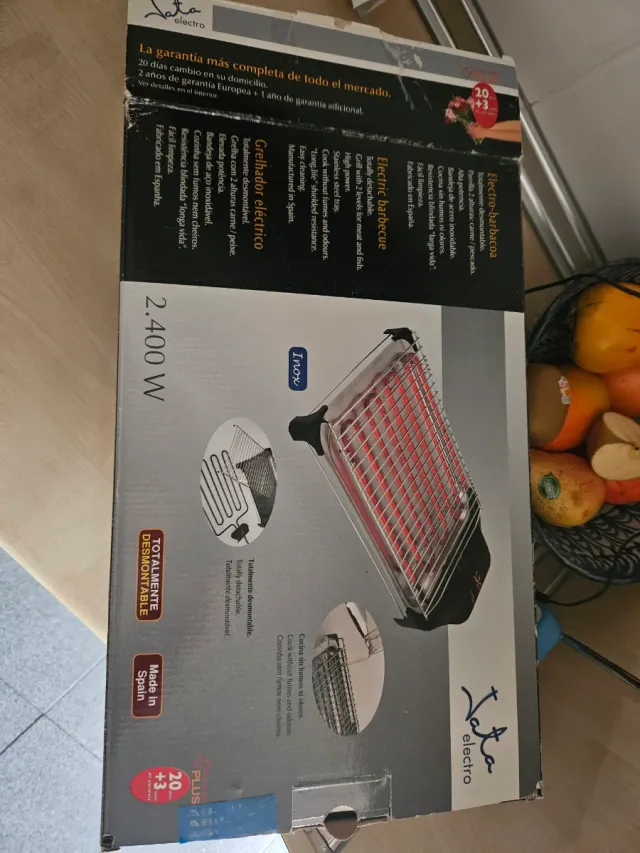 Plancha Eléctrica JATA 2400W. Mod.BQ101