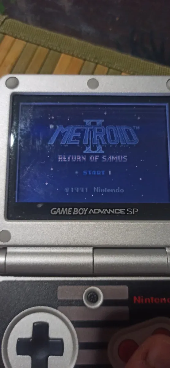 Metroid II Return Of Samus GBC/GBA