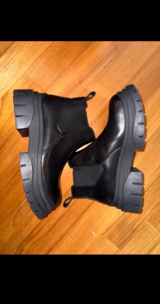 Stivaletti Ash n.37 neri nuovi