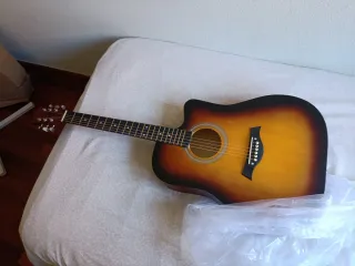 Guitarra Acústica 38 Sunburst