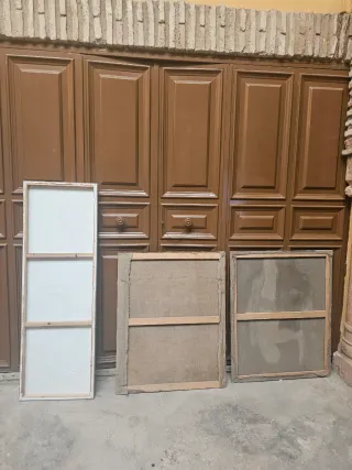 Bastidores de tela para pintar.