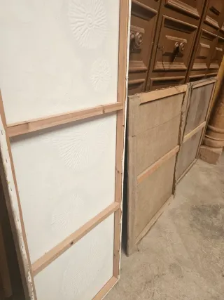 Bastidores de tela para pintar.