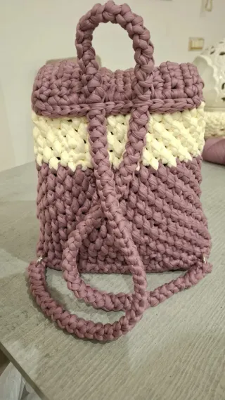 Zainetto uncinetto artigianale