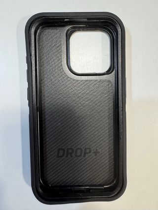 Funda Otterbox Defender iPhone 15 Pro Clip