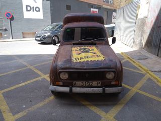 Renault 4 4f 1978 hecho con cariño...