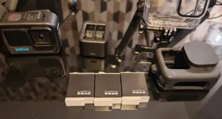 GoPro Hero 11 Creator Kit + Treppiede