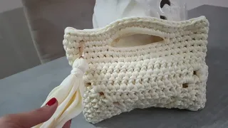 Pochette in fettuccia