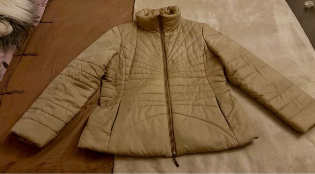 Cazadora Deportiva Corta Mujer Beige