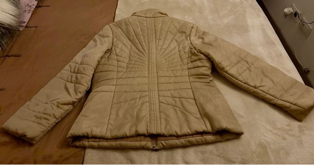 Cazadora Deportiva Corta Mujer Beige