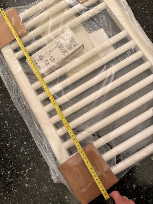 Calorifero Bianco da parete FT070045B