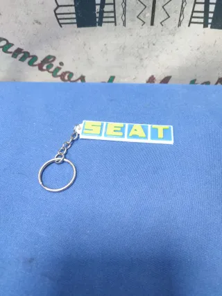 Llavero SEAT 1970 Impresión 3D