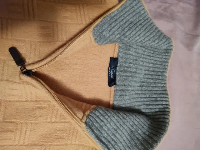 Maglione girocollo beige con zip taglia M