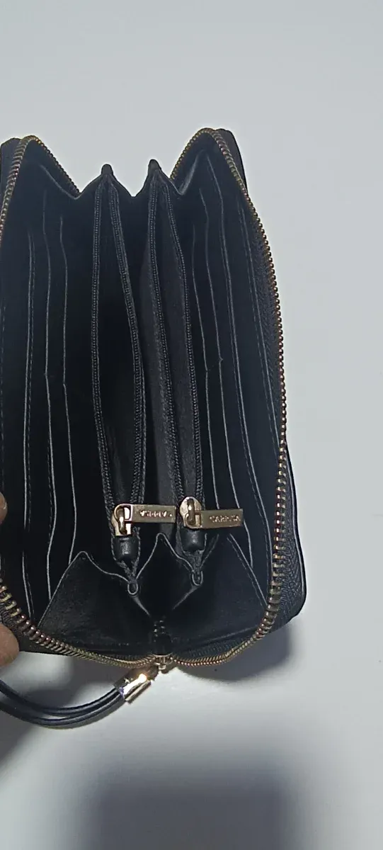 Portafoglio donna nero Carpisa