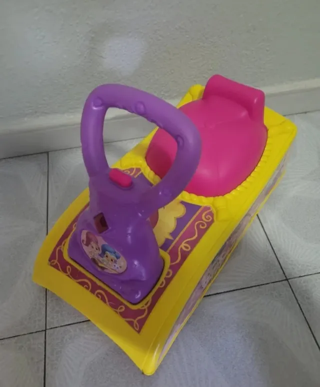 Correpasillos Shimmer y Shine Alfombra Mágica