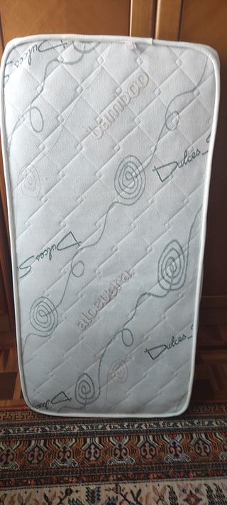 Cuna de viaje Prenatal y colchón