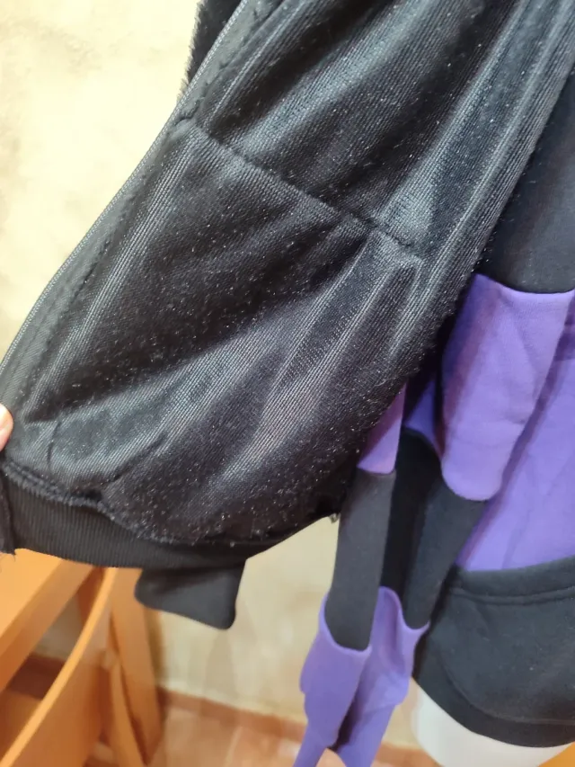 Cazadora efecto piel sintética negra