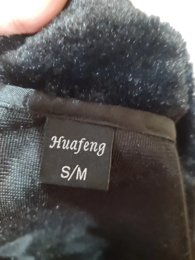 Cazadora efecto piel sintética negra