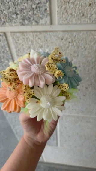 Ramo de velas florales multicolor