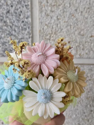 Ramo de velas florales multicolor