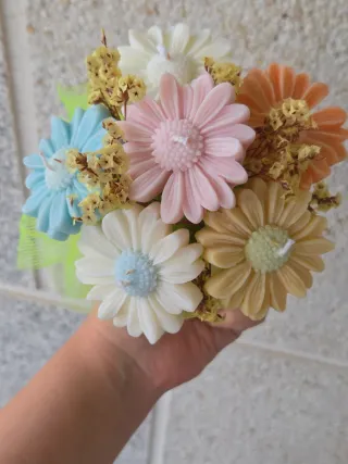 Ramo de velas florales multicolor