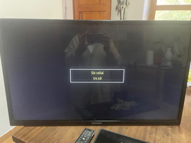 Televisión Telefunken Negra