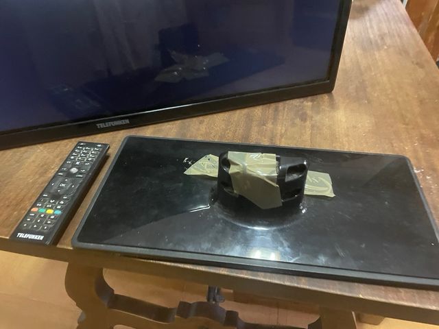 Televisión Telefunken Negra