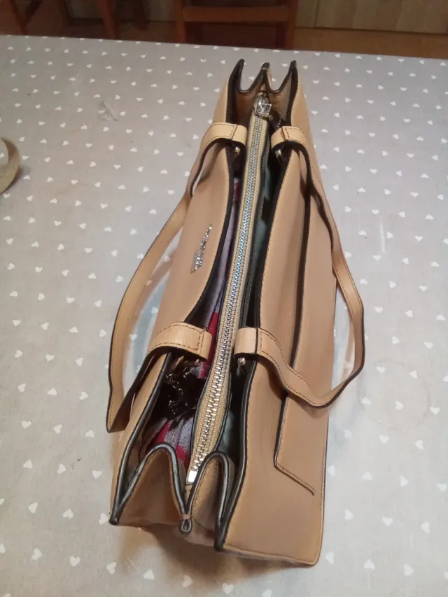 Bolso DKNY Beige y Dorado