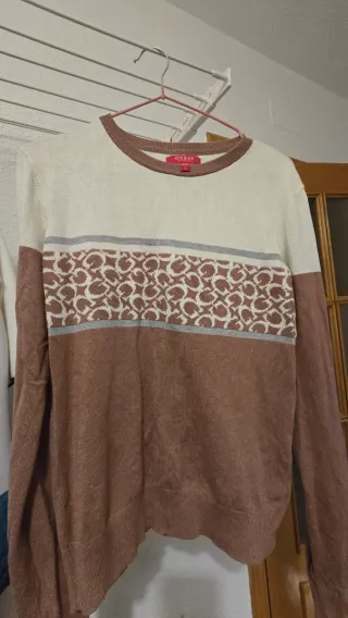 Jersey Guess beige y marrón