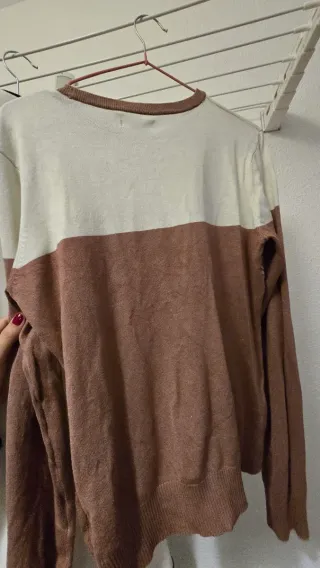 Jersey Guess beige y marrón