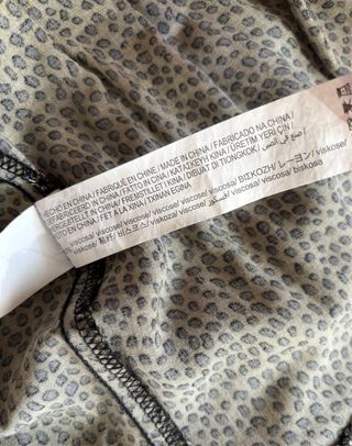 Vestito verde oliva fantasia maculata Stradivarius