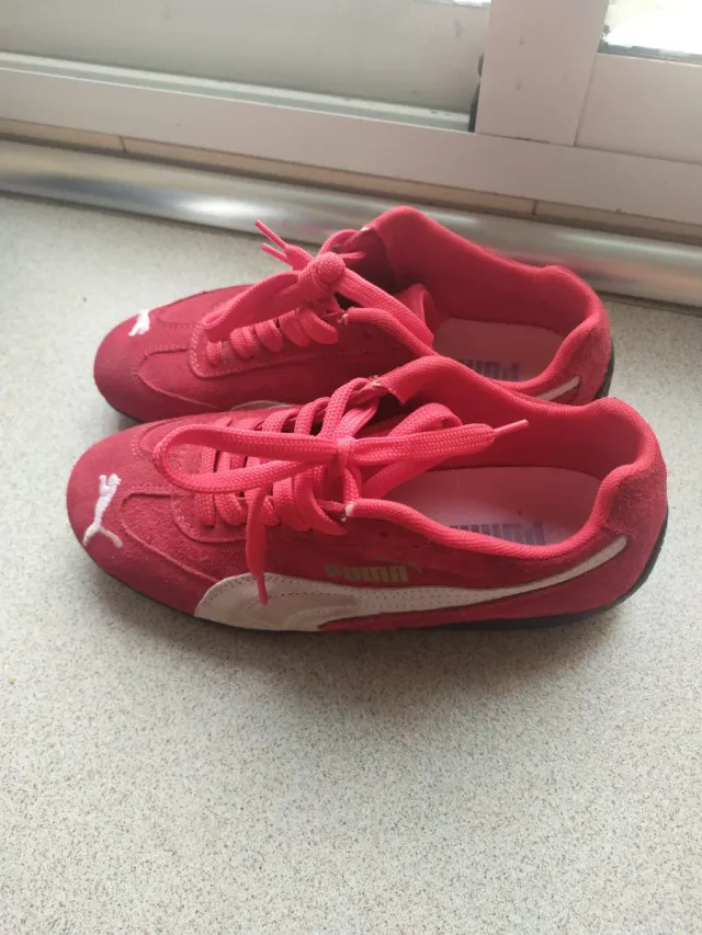 Zapatillas Puma rojas y blancas SpeedCat MG
