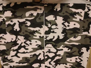 Chaqueta camuflaje vintage con capucha