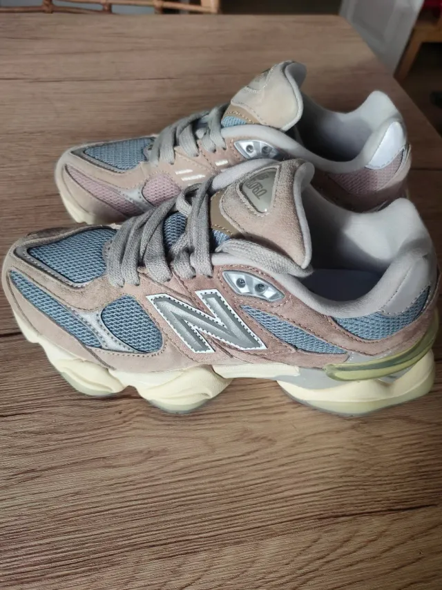Zapatillas New Balance 9060 Talla 37