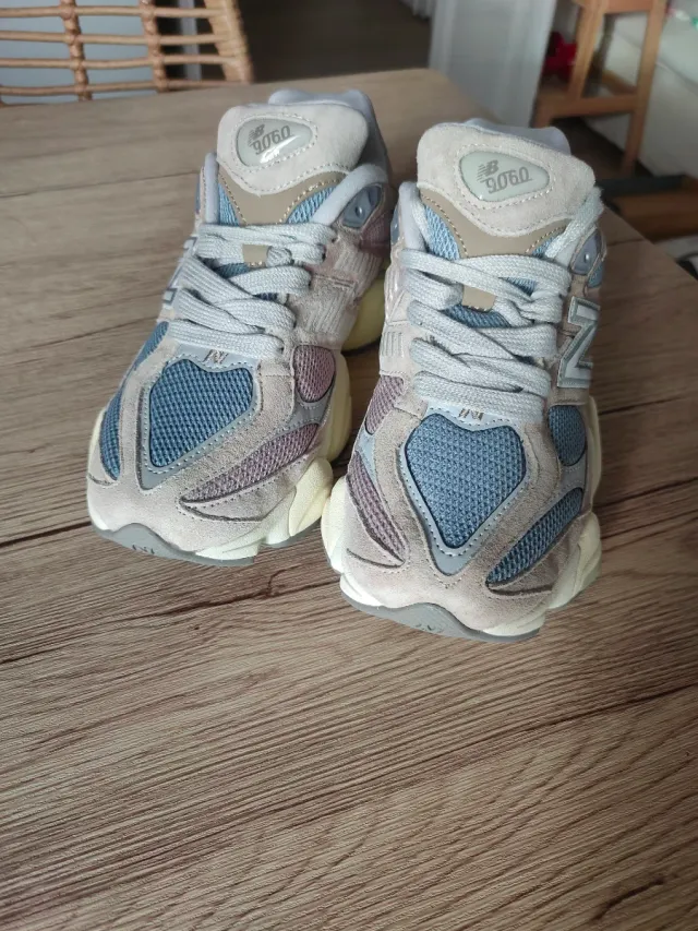 Zapatillas New Balance 9060 Talla 37