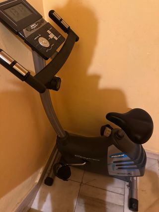 Bicicleta Estática BH Rhyno Max