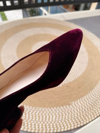 Zapatos de terciopelo burdeos