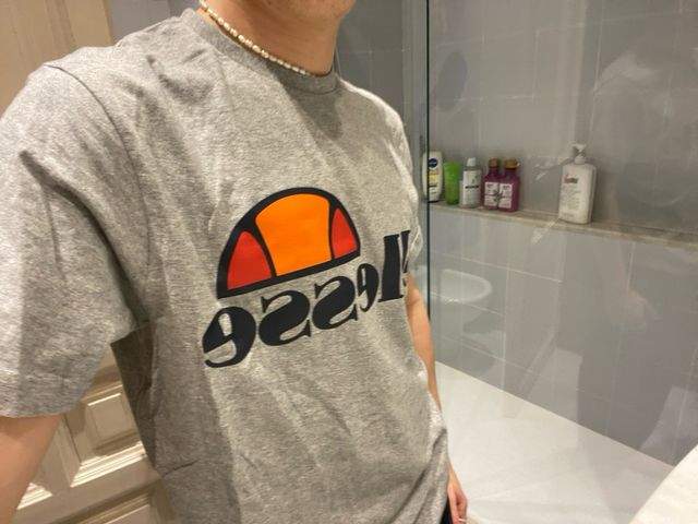 Camiseta Ellesse gris NUEVA con etiquetas