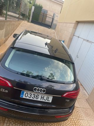 Audi s-line Quattro  Q5 2012