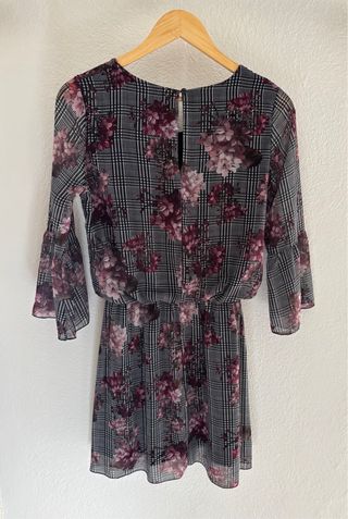 Vestito Rinascimento pied de poule con fiori