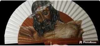 Abanico Cristo de Mena pintado a mano