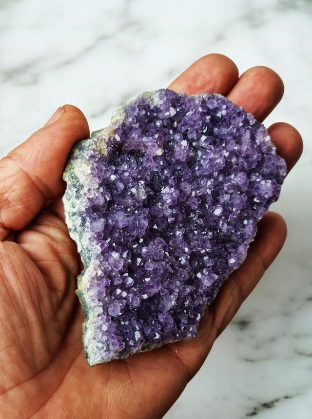 Drusa de amatista ”galaxia” de Uruguay