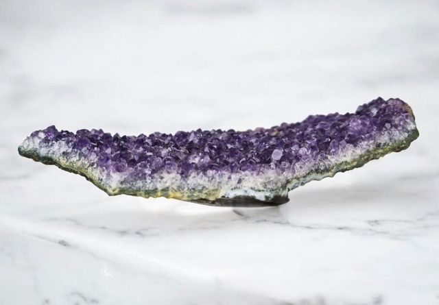 Drusa de amatista ”galaxia” de Uruguay